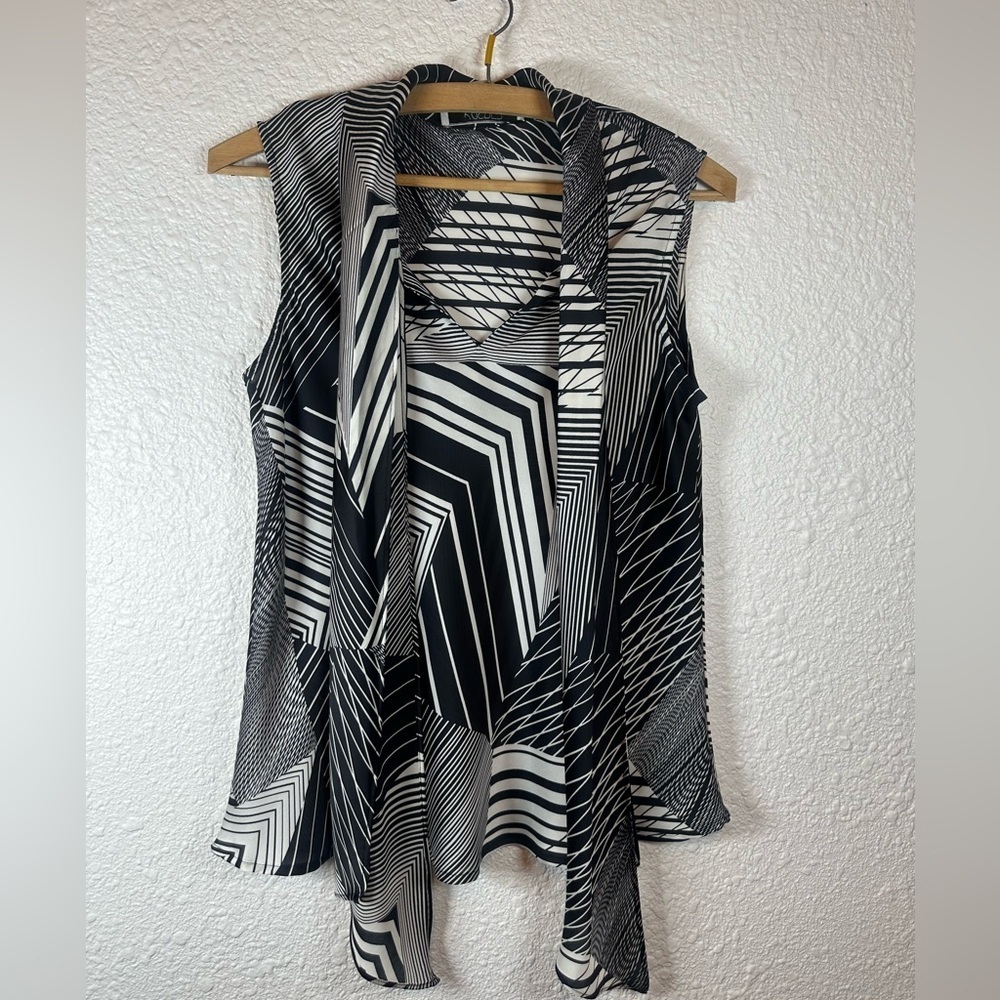 Kasper Separates Satin Zigzag Lines Print with Tie Top – Size M